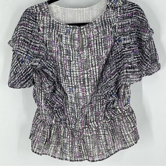 NWT EXPRESS WOMEN’s top, blouse, short sleeve with lots of ruffles, size Large - Picture 9 of 9